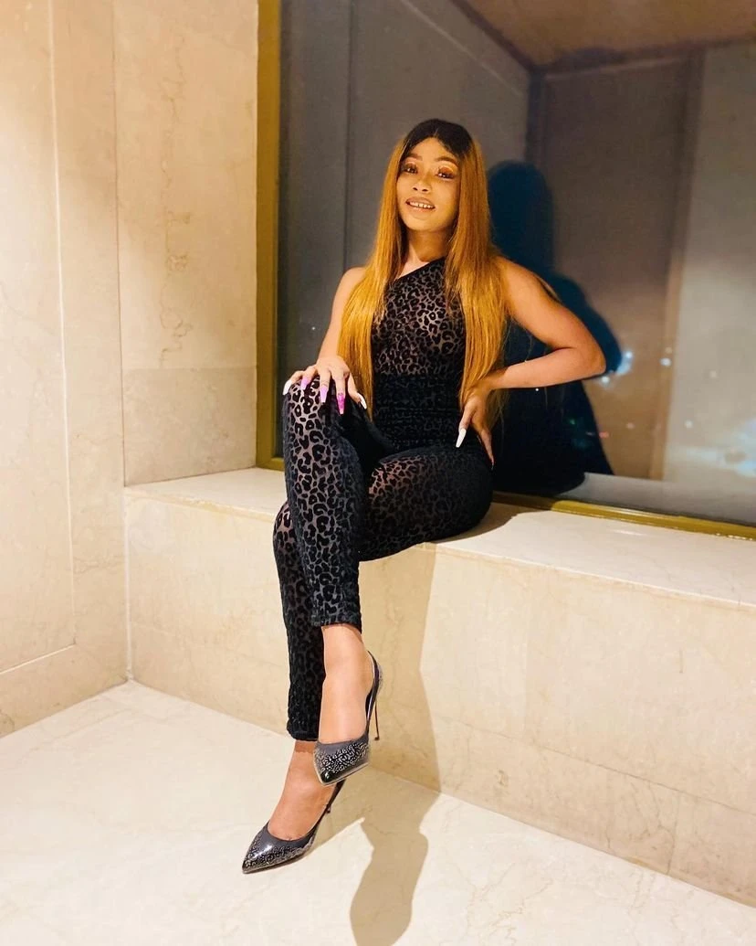 Sharon – South African escort in Ahmedabad — 2 / 9