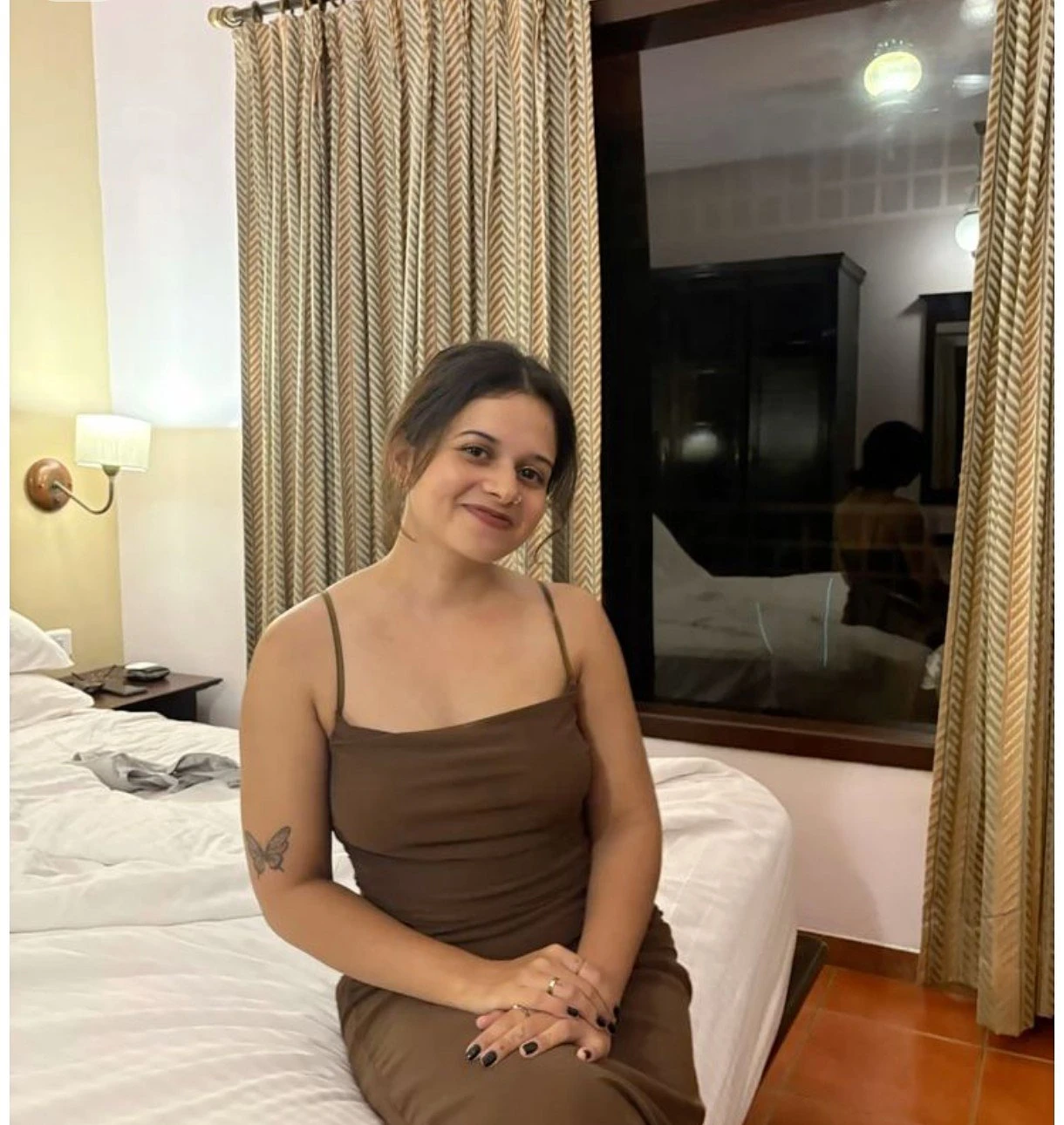Roshni Independent – Indian escort in Bangalore — 3 / 4