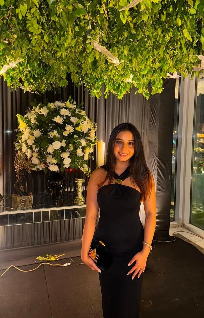 Nataya Malhotra – Indian escort in Bangalore — 9 / 13