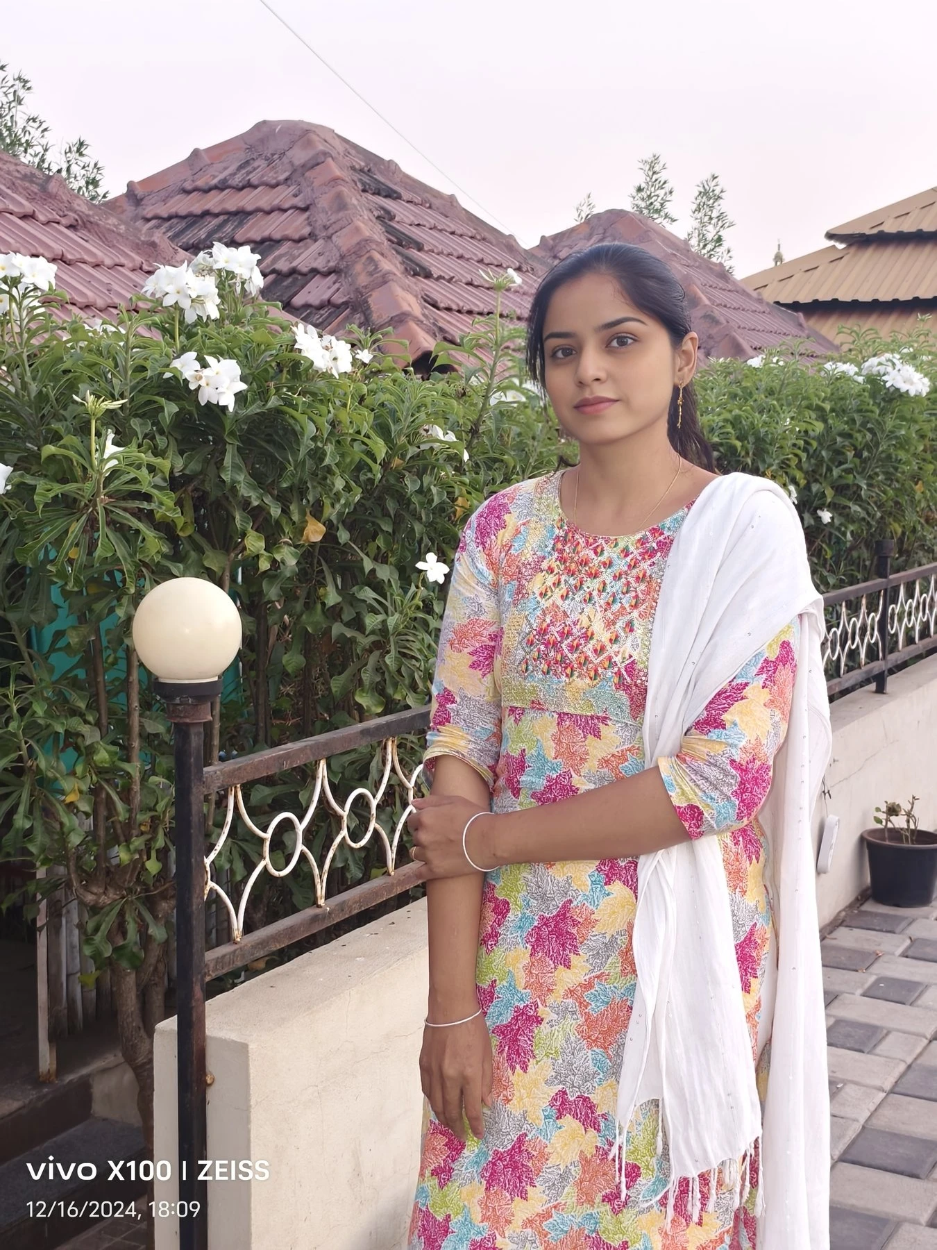 Samiksha – Indian escort in Gurgaon — 3 / 5