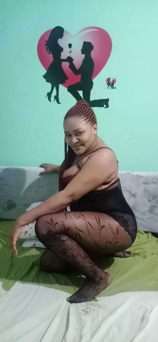 Cynthia African Sexy Girl – South African escort in Bangalore — 3 / 4