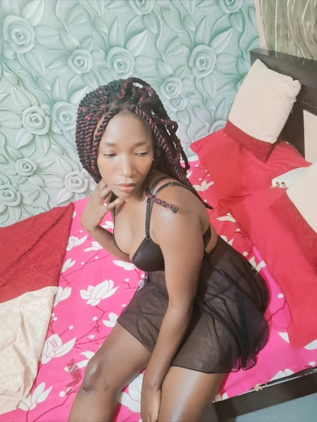 Lucy – escort in Bangalore — 2 / 8