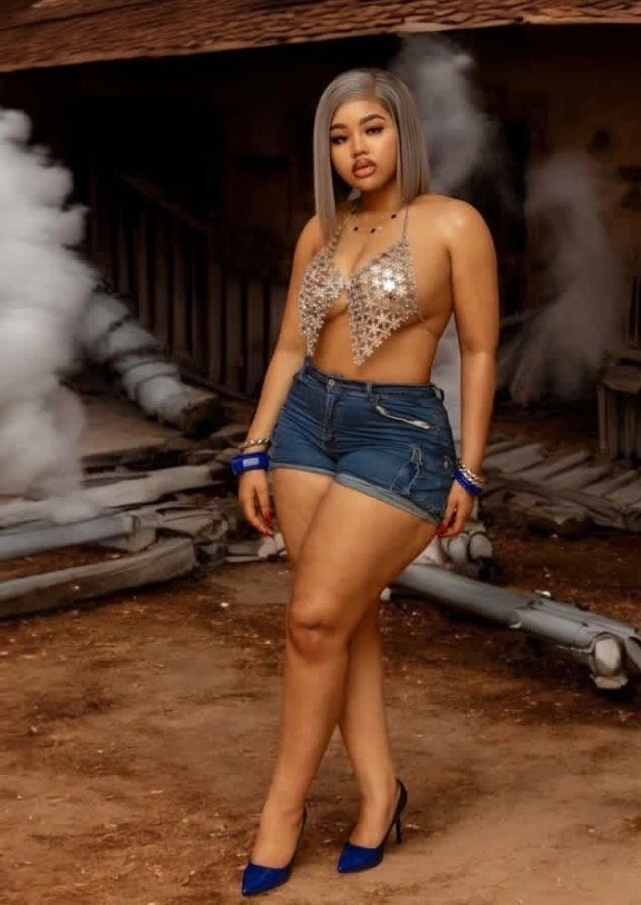 Sweet Sexy African Girl Nora – Central African escort in Gurgaon — 3 / 5