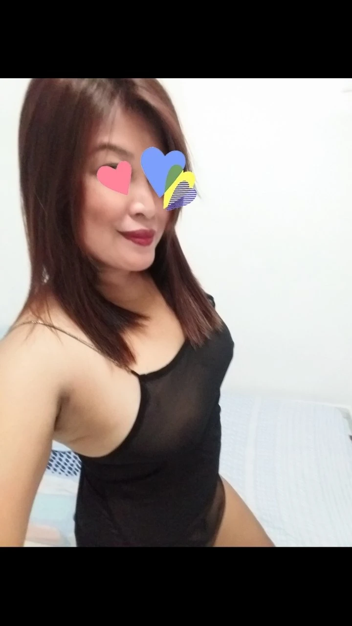 Ashlee – Filipino escort in Hong Kong — 3 / 4