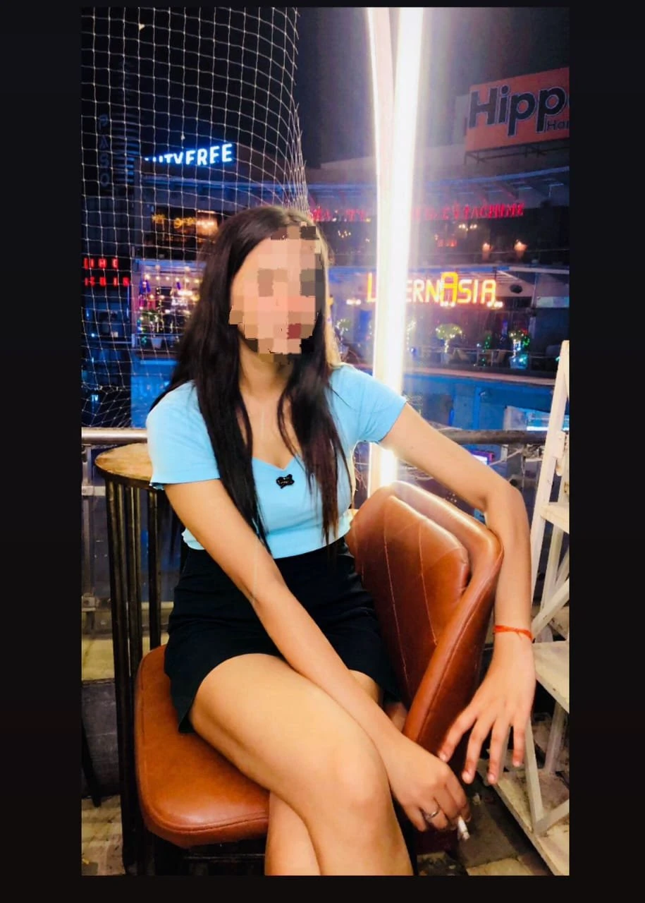 Taniya – Indian escort in Bangalore — 2 / 4
