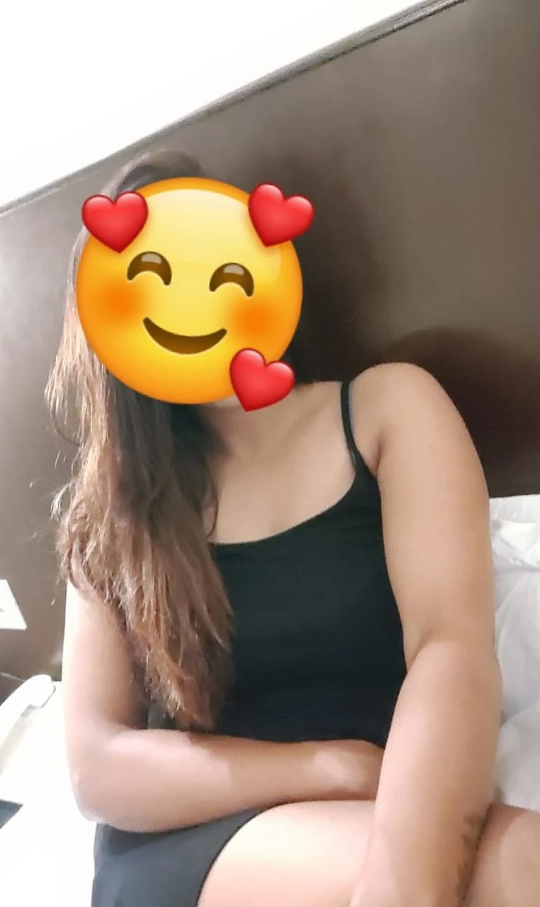 Priya Independent Girl – Indian escort in Bangalore — 7 / 13
