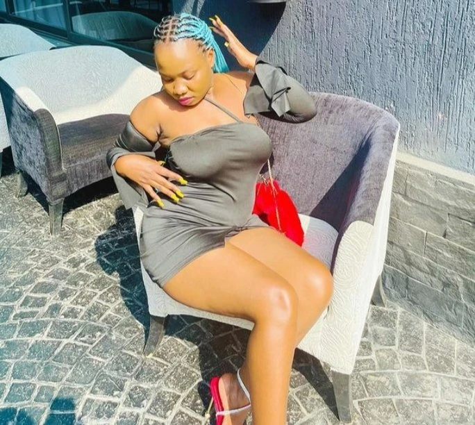 Shamie – South African escort in Bangalore — 2 / 7