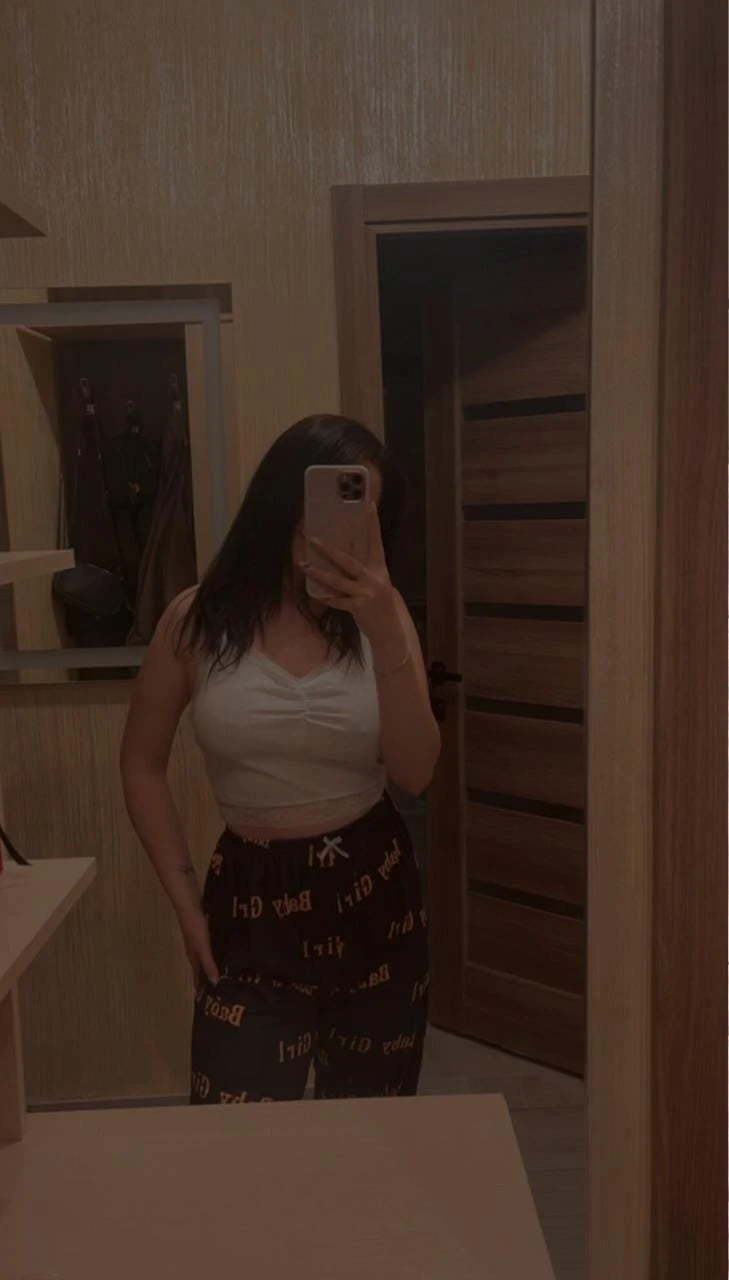 Independent Russian Albina – Russian escort in Chennai — 4 / 5