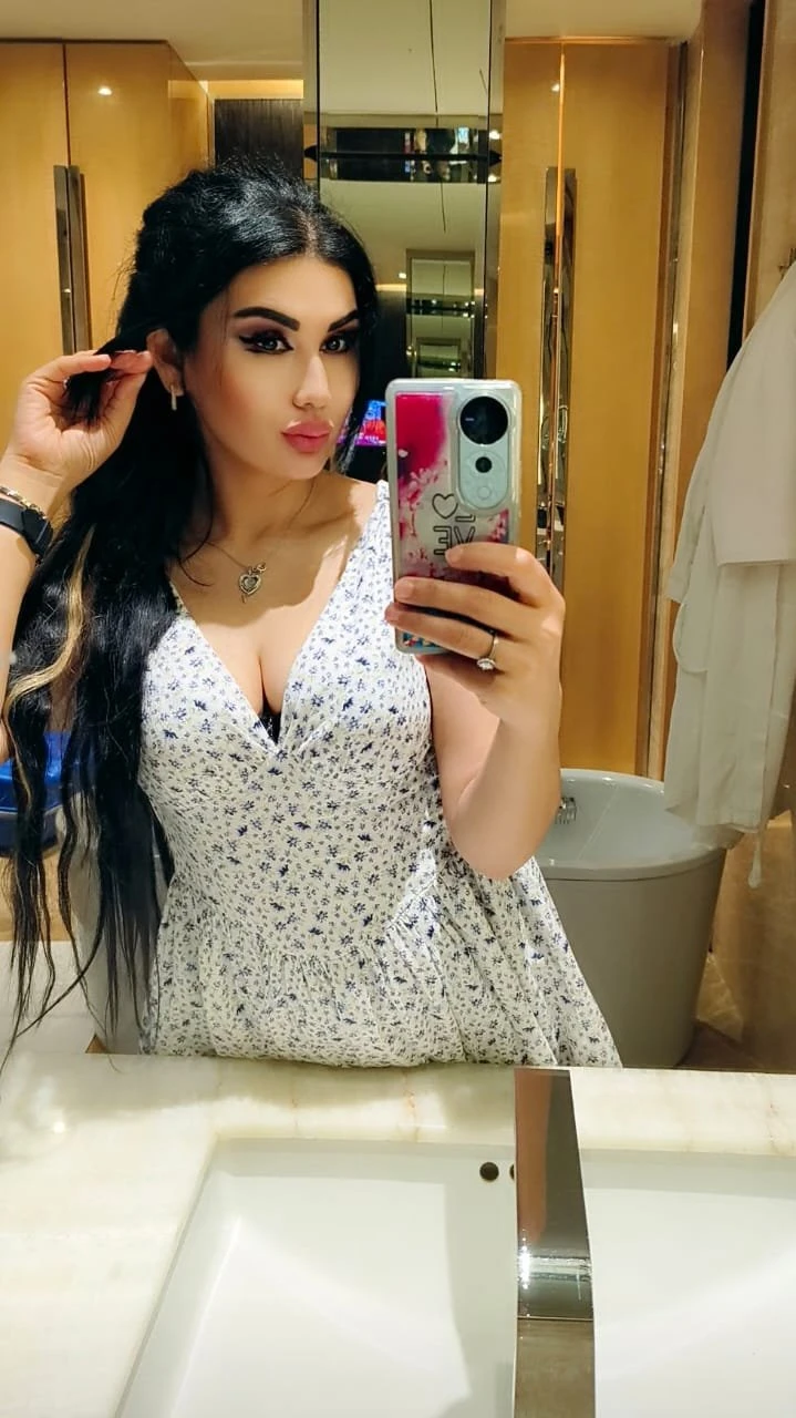 Priya Sharma – Indian escort in Dehradun, Uttarakhand — 3 / 16