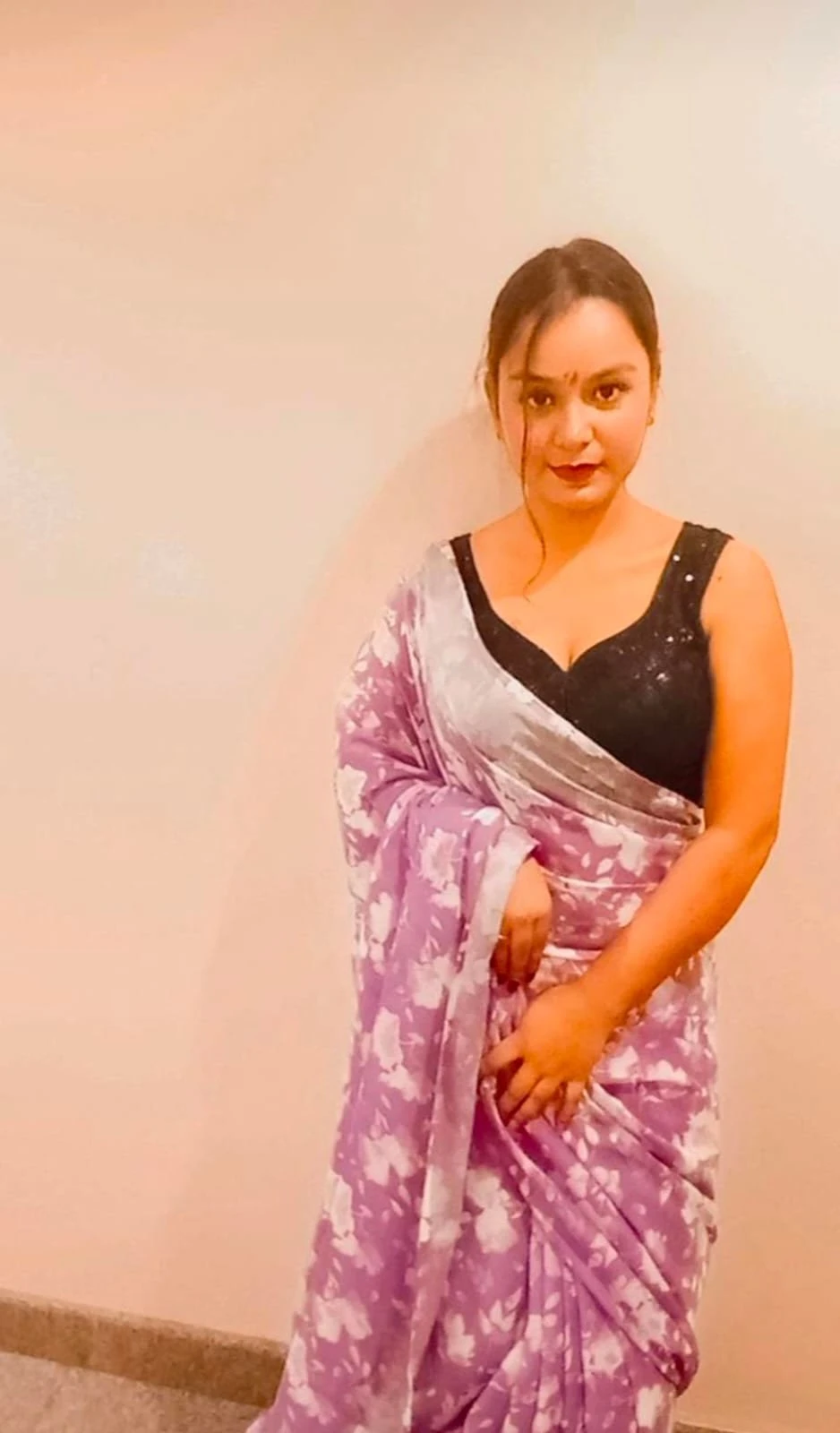 Komal Ji – Indian escort in Candolim, Goa — 3 / 4