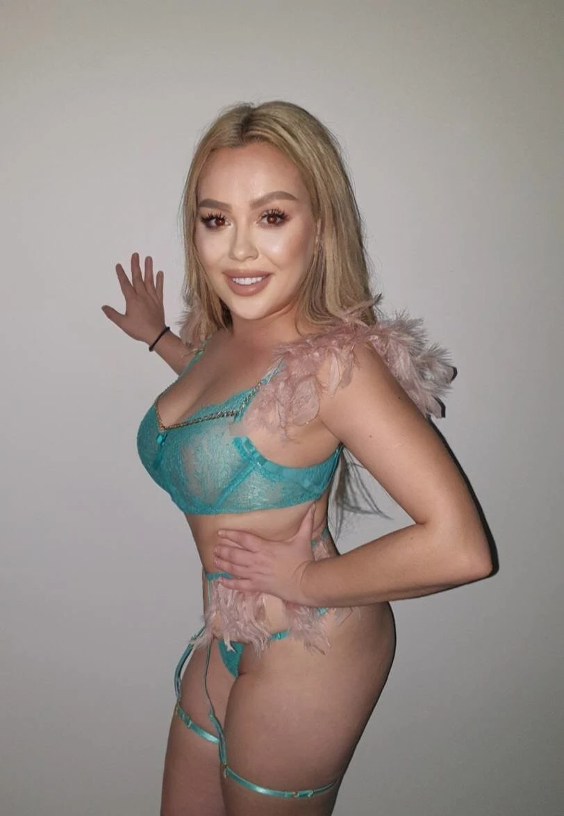 Nika – Russian escort in Yerevan — 6 / 10