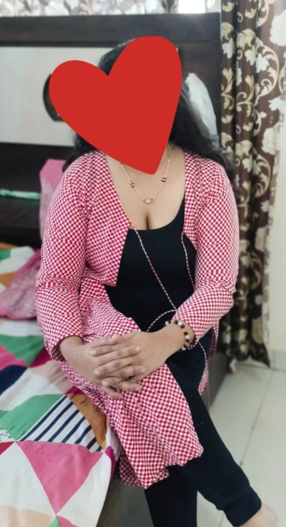 Neha – Indian escort in Bangalore, Escort, Banga