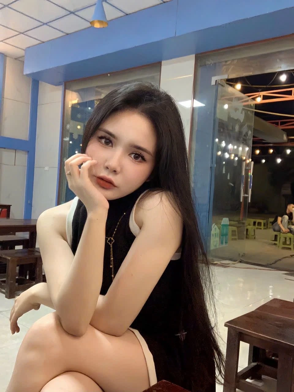Nhiyeu – escort in Tirana — 5 / 8