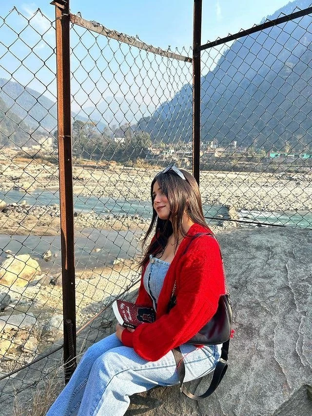 Aira the Chandigarh Queen – Indian escort in Chandigarh — 2 / 4