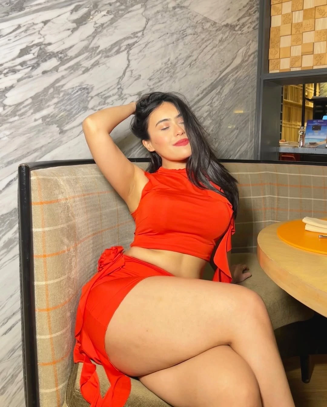 Anjali Sharma – Indian escort in Chennai — 2 / 3
