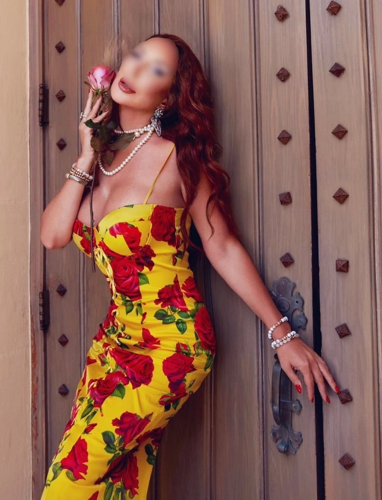 Aylin Noir – Russian escort in Bangalore — 16 / 19