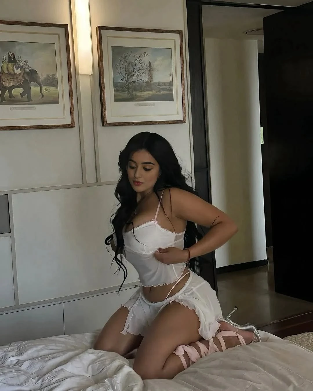 Dhruvi – Indian escort in Candolim, Goa — 3 / 6
