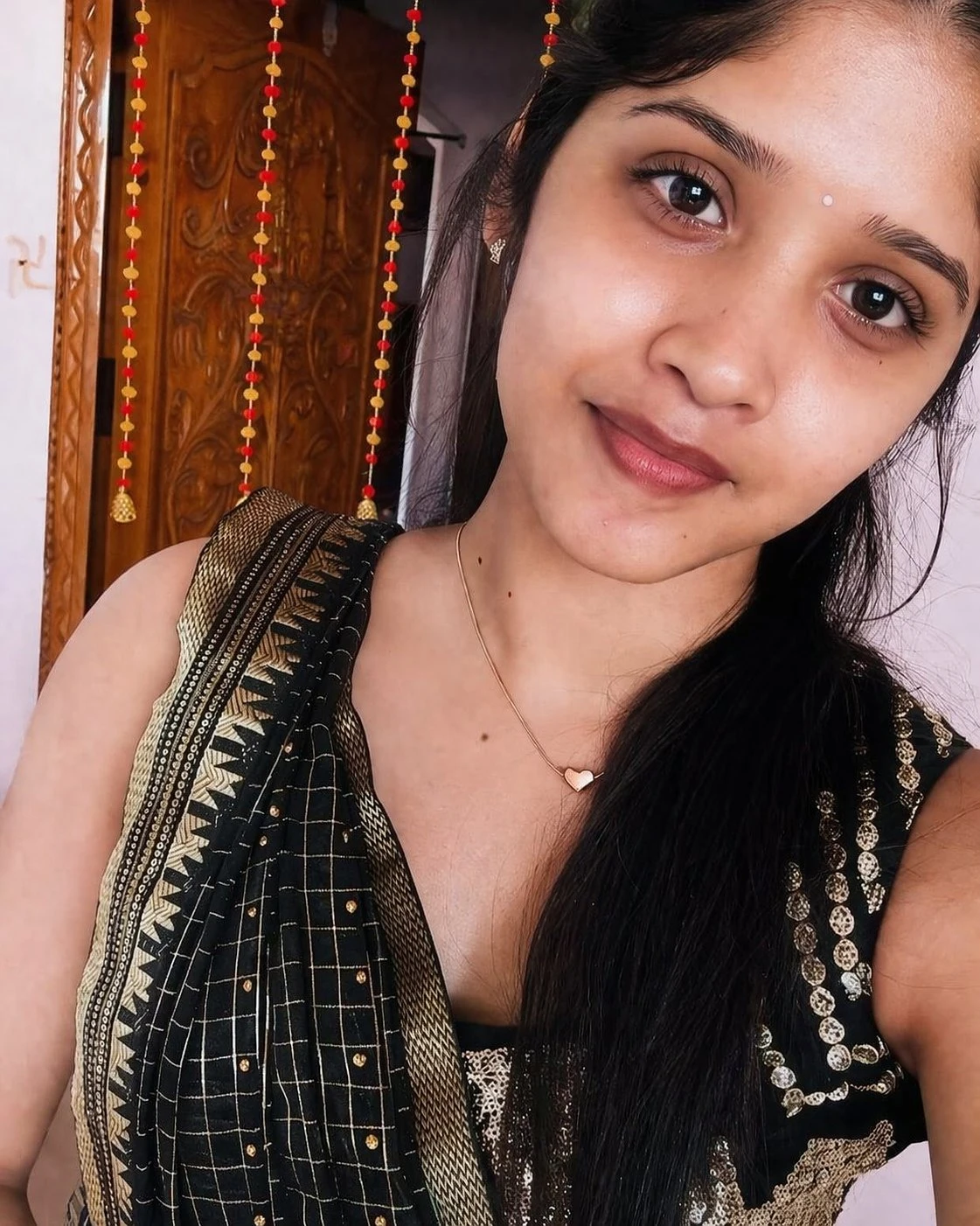 Priya – Indian escort in Bangalore — 7 / 8