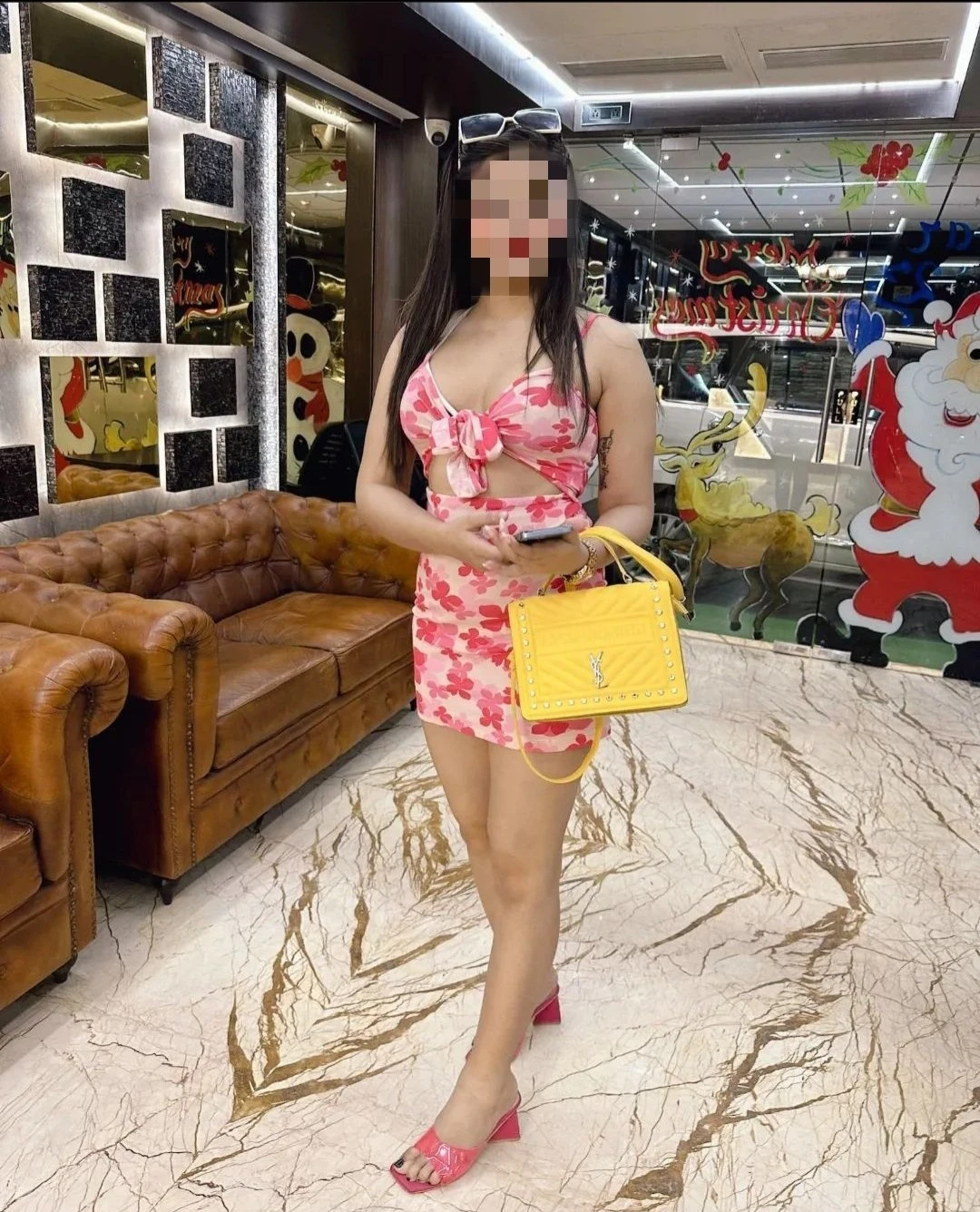 Nidhi live nude video show – Indian escort in Chennai — 4 / 8