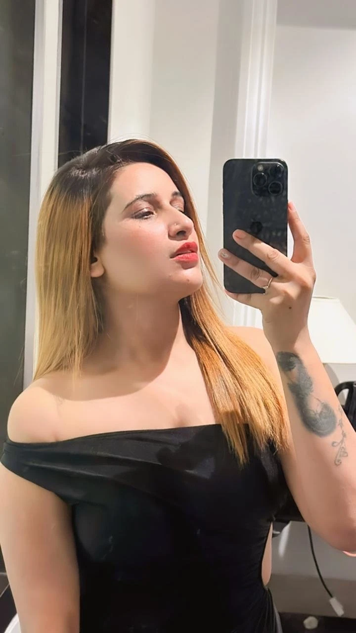 Taniya Independent – Indian escort in Bangalore — 5 / 6