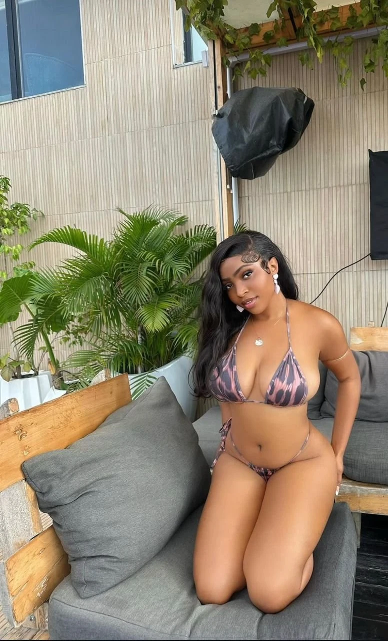 Preshly – Ugandan escort in Cotonou — 3 / 5