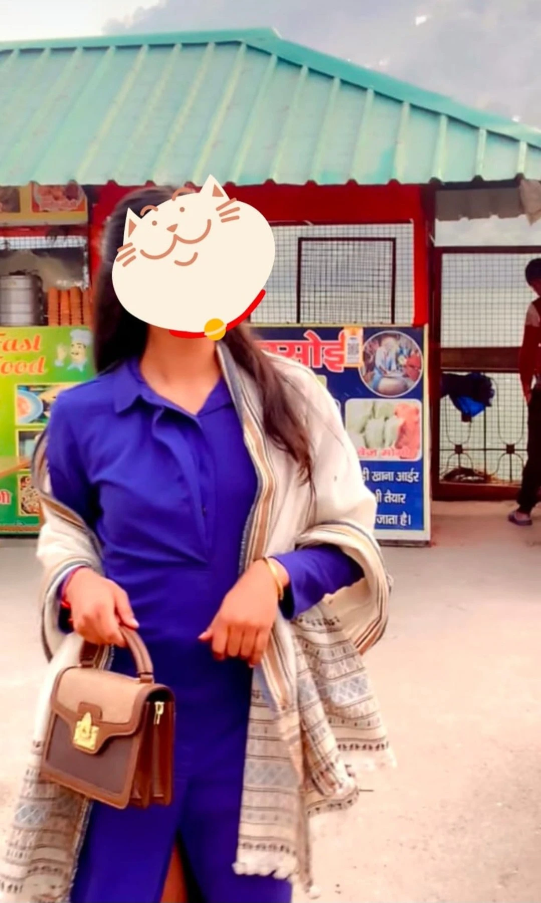 Gayatri Independent Bangalore Girl – Indian escort in Bangalore — 3 / 5