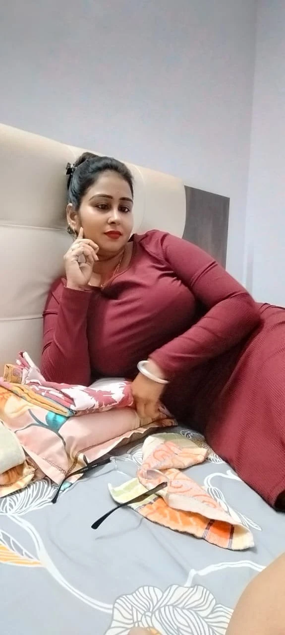 Anushka – Indian escort in Bangalore — 3 / 4