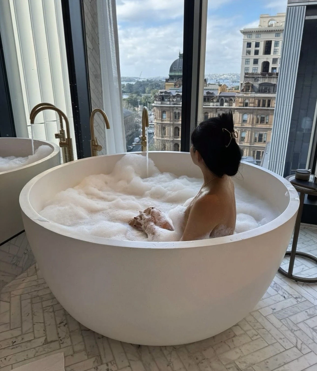 Daniela HotParty is Back – Colombian escort in Hong Kong — 5 / 11