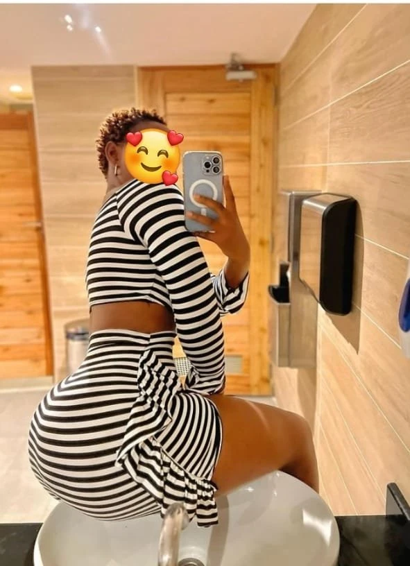 Mistress Tinah – Batswana escort in Candolim, Goa — 4 / 5