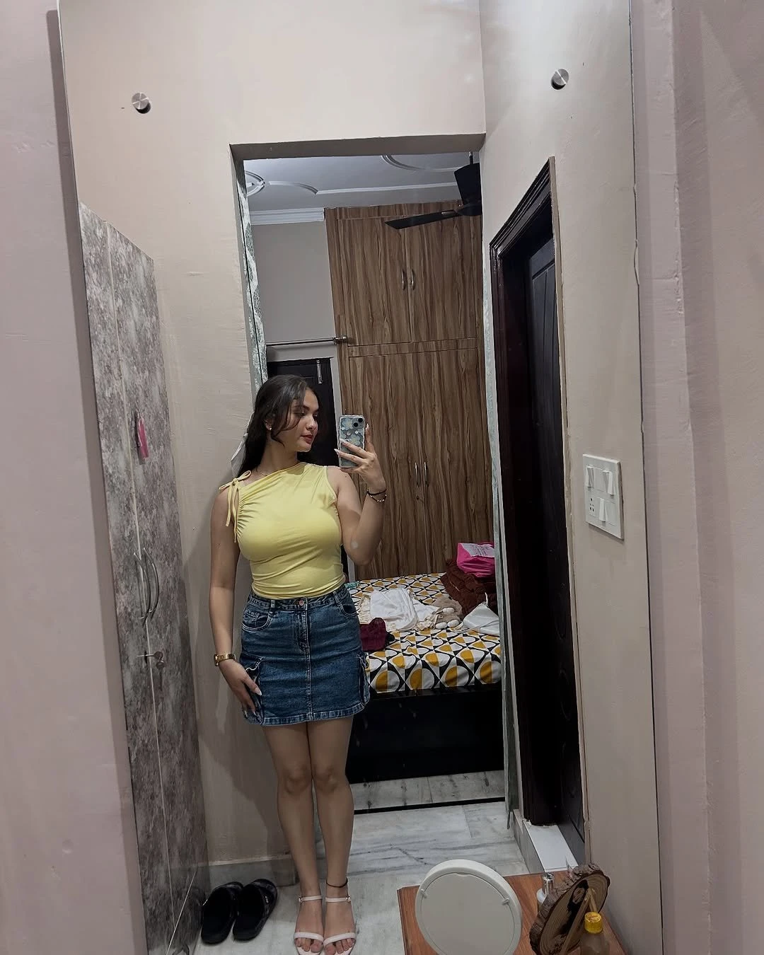 Anushka – escort in Gurgaon — 3 / 4