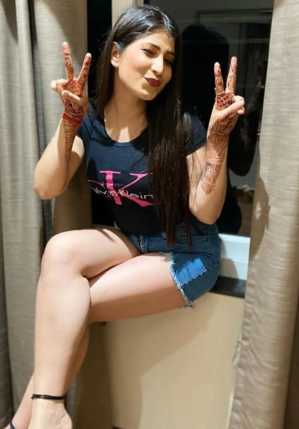 Nayna – Indian escort in Bangalore — 2 / 4
