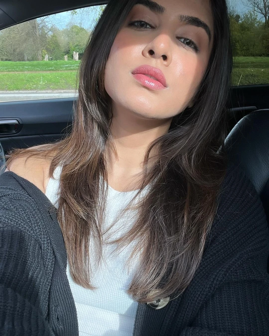 Himani Escort Service – Indian escort in Bangalore — 3 / 4