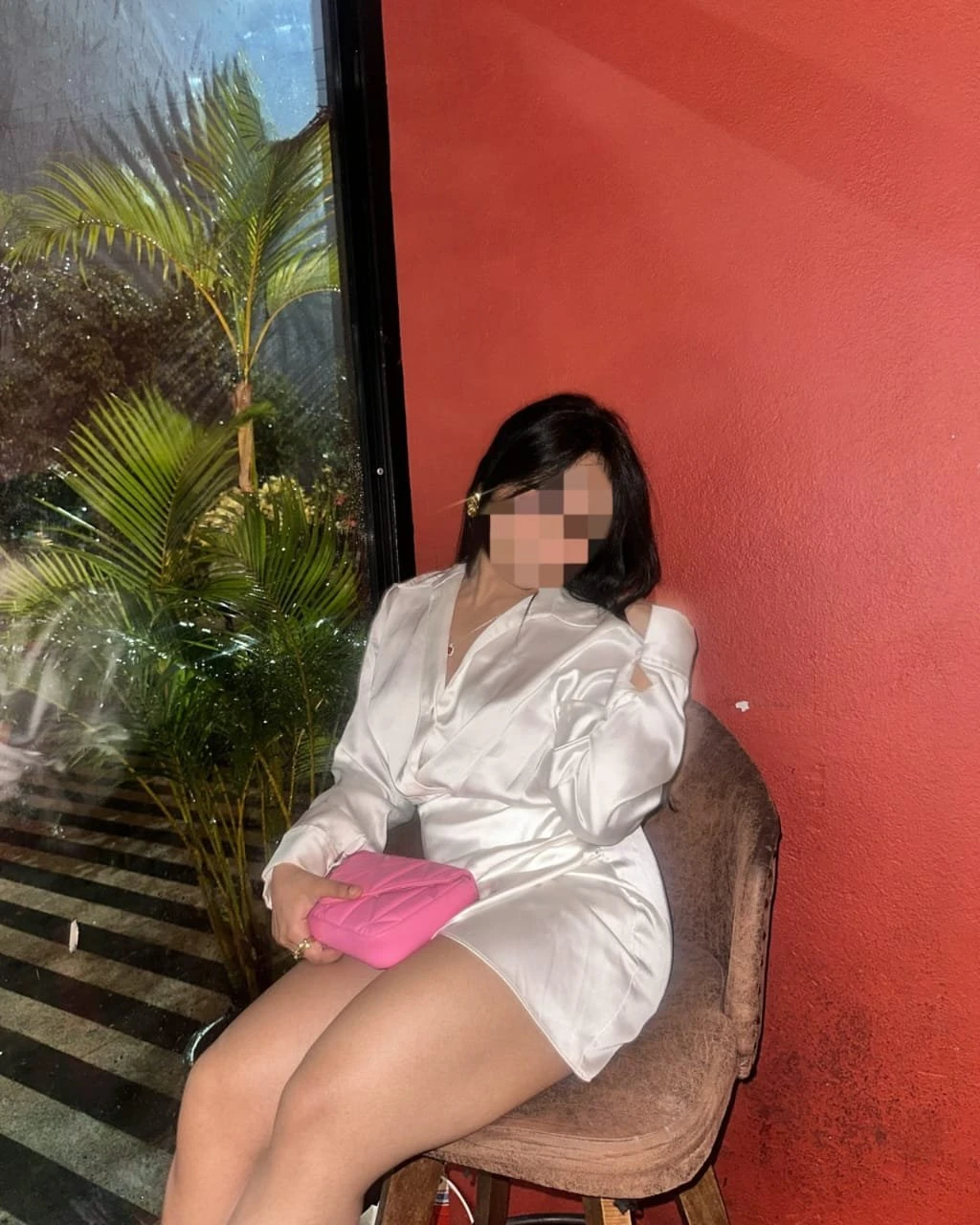 Shivani Meet and Cam Show – Indian escort in Bangalore — 4 / 5