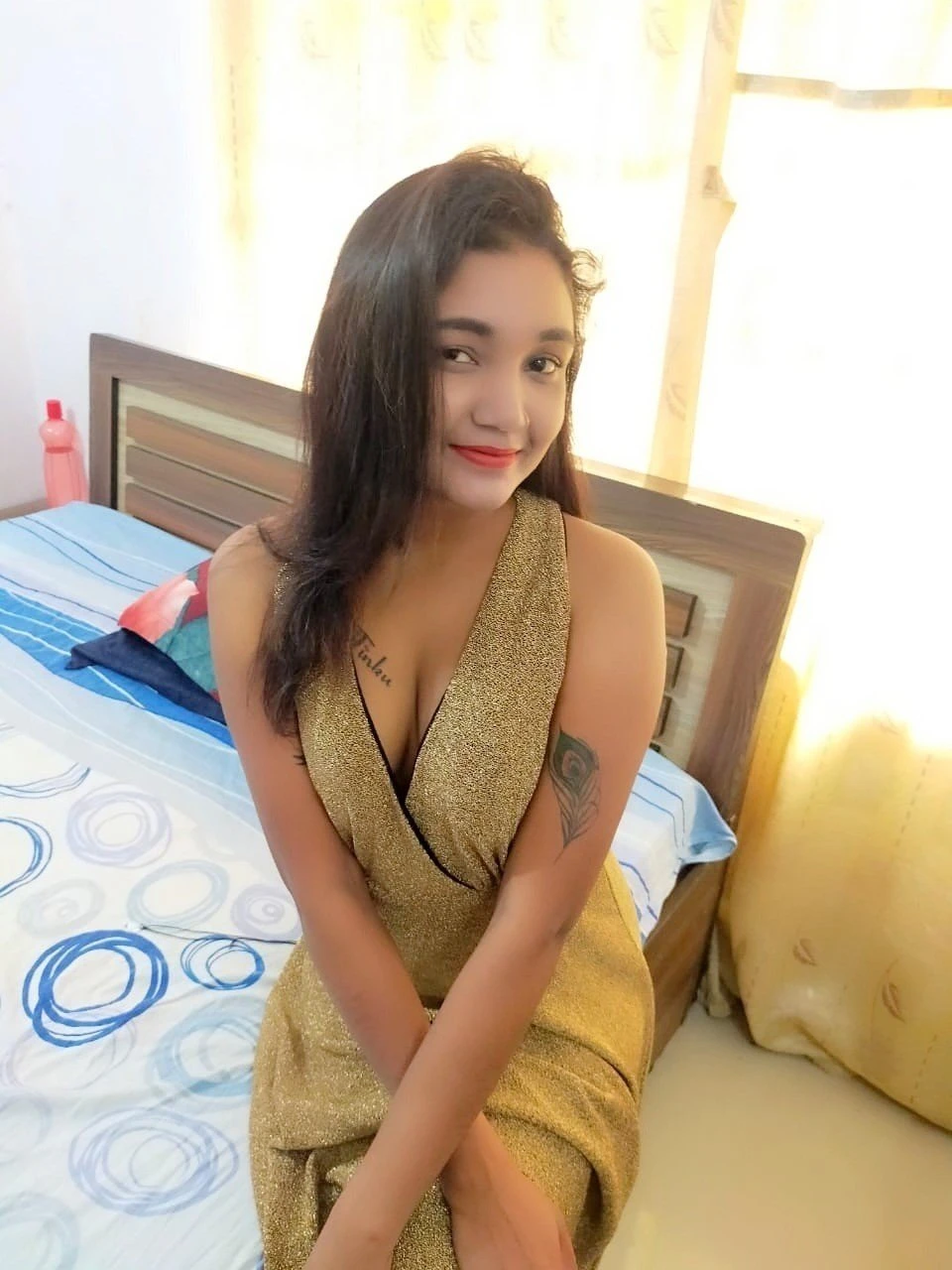 Neha Sharma – Indian escort in Chennai — 2 / 3