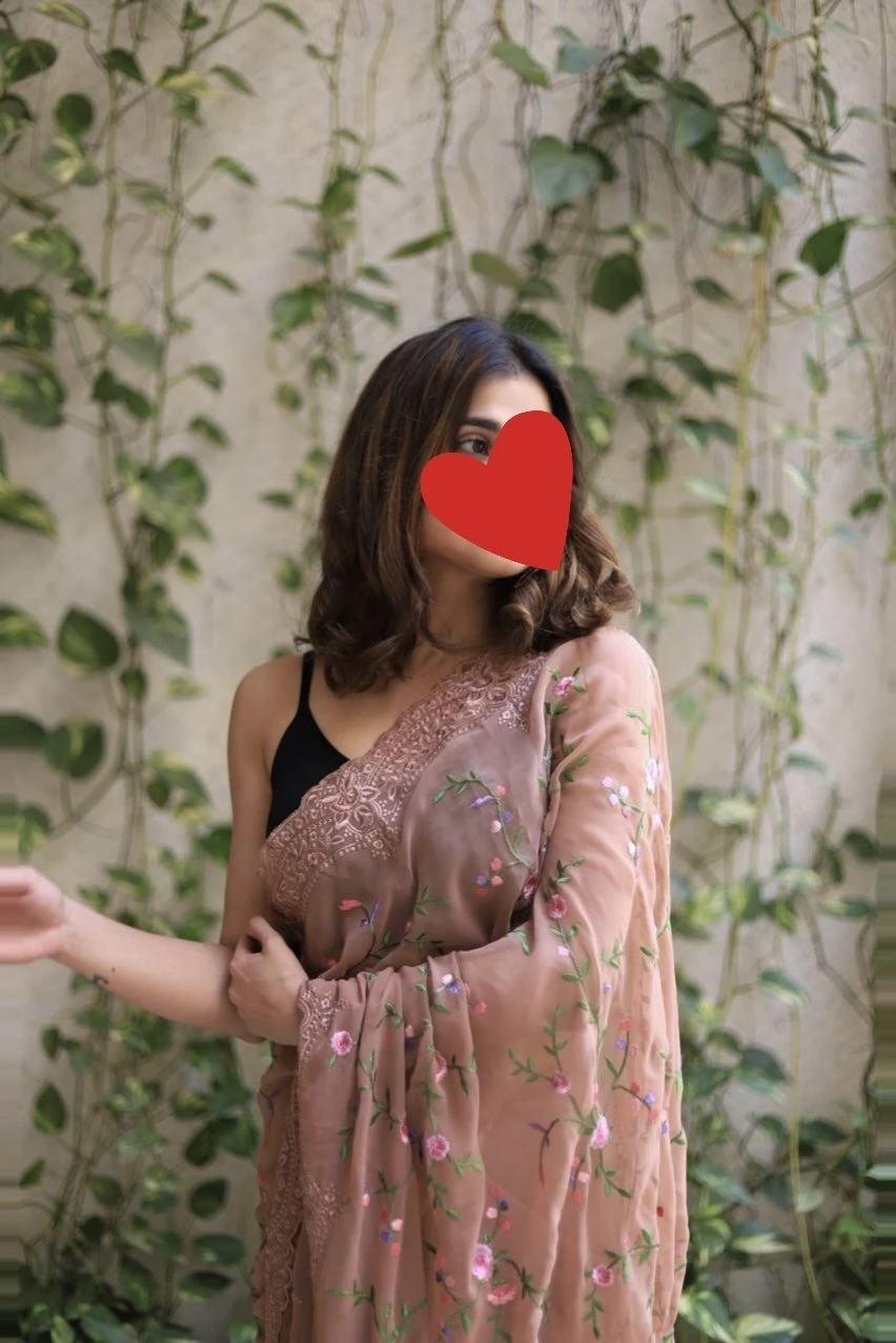 Kriti – Indian escort in Bangalore — 4 / 6