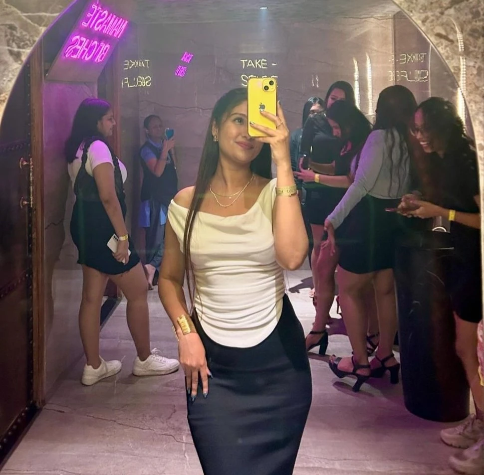 Independent Girl Fun and Real Meet – Indian escort in Bangalore — 3 / 4