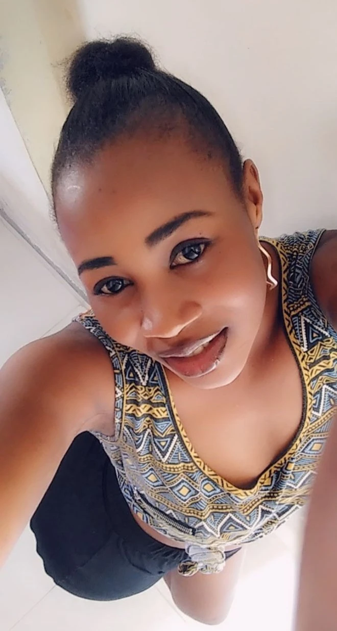 Lia – Rwandan escort in Bhopal — 4 / 6