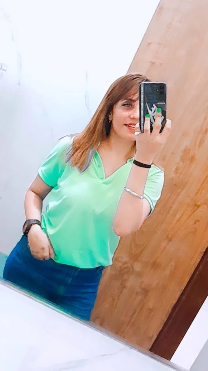 Senorita – Indian escort agency in Ahmedabad — 4 / 10