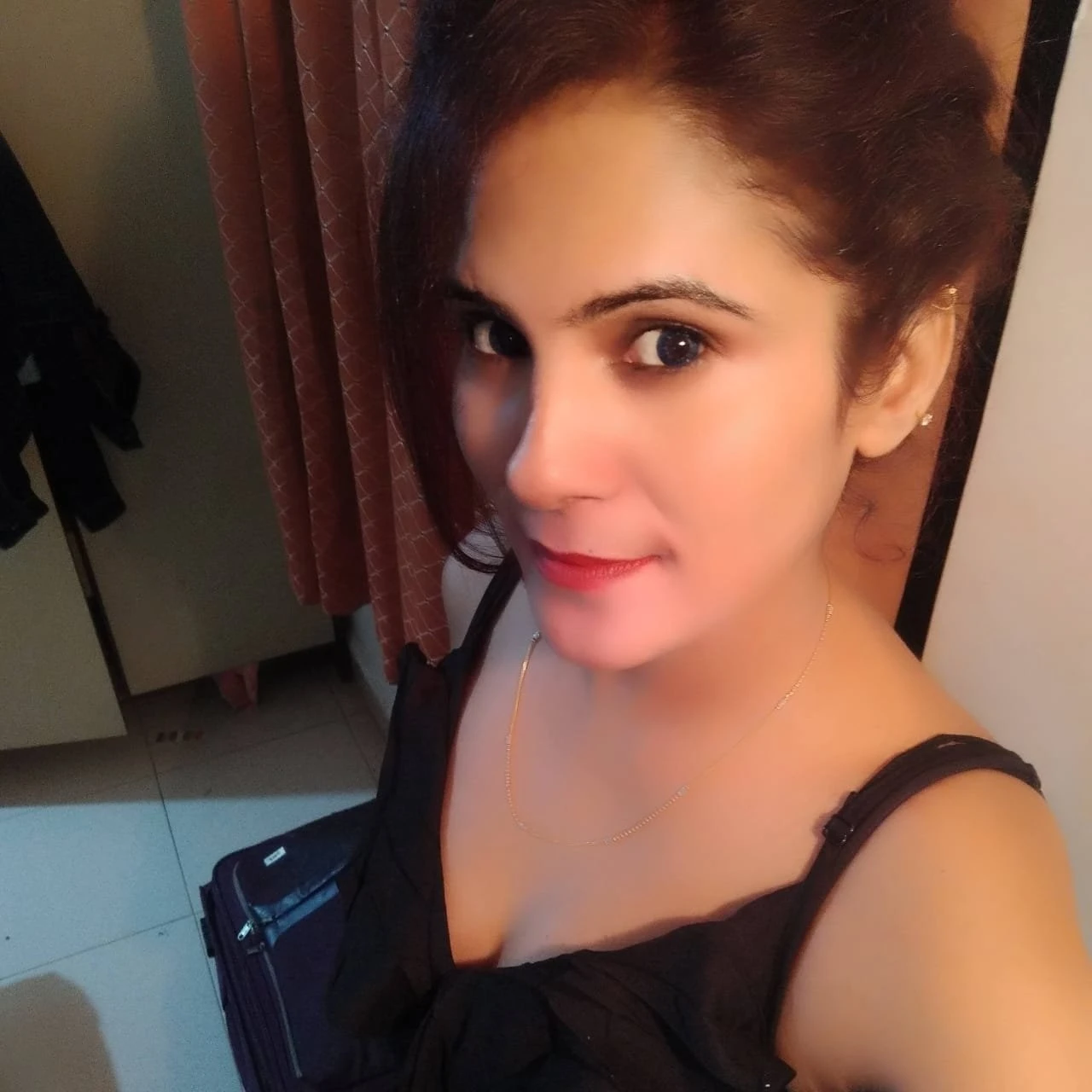 Jenni – Indian escort in Candolim, Goa — 3 / 8