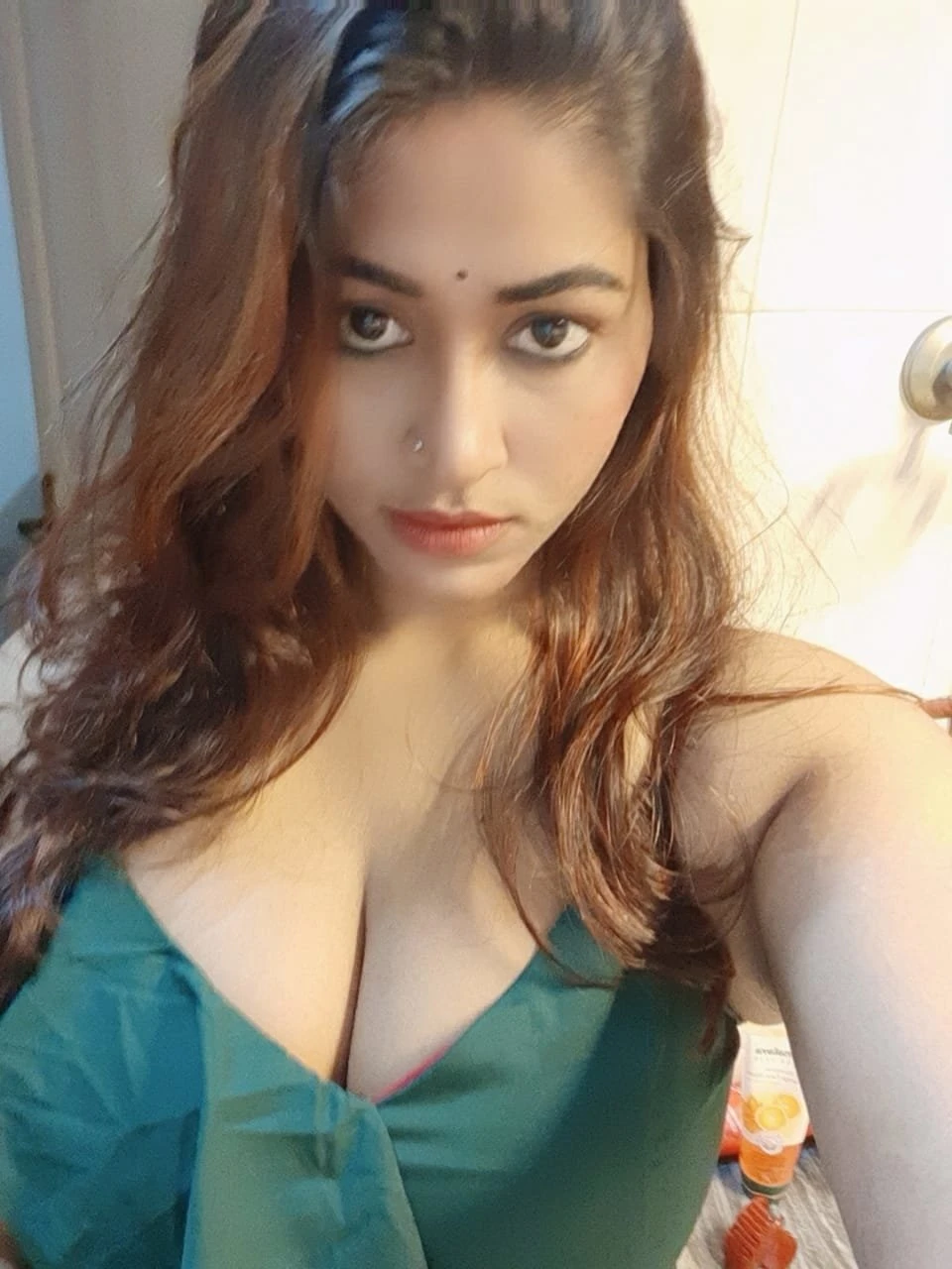 Simran – Indian escort in Chennai — 1 / 2