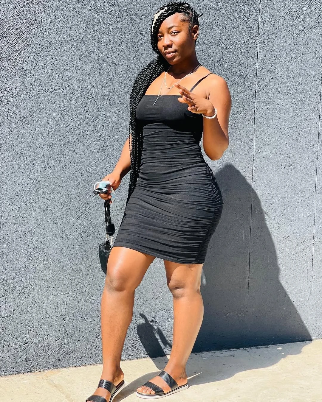 Elizabeth – Cameroonian escort in Chandigarh — 2 / 4