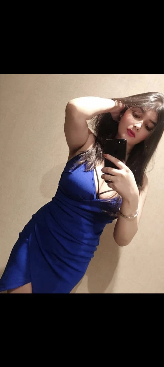 Riya – Iranian escort in Bangalore — 2 / 4