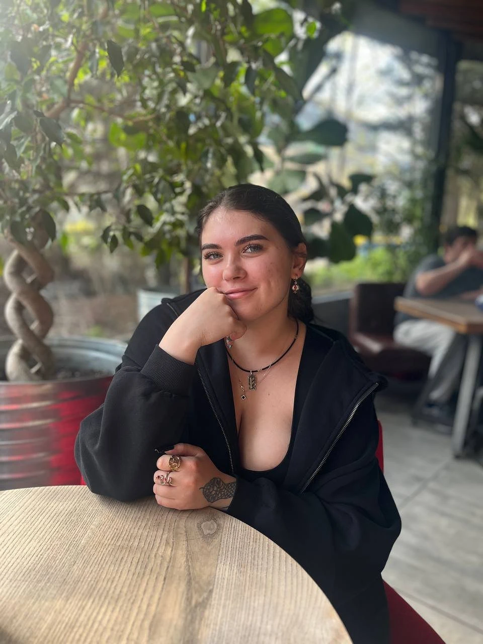 Elena – Russian escort in Hong Kong — 6 / 16