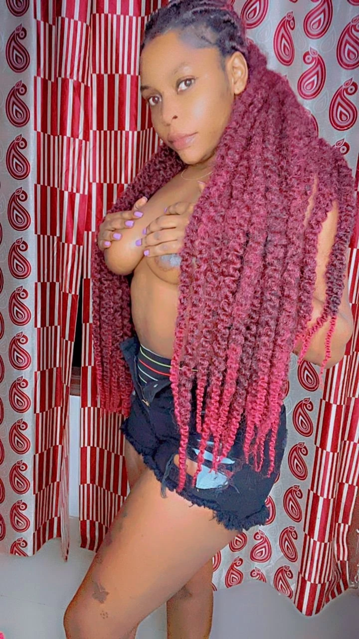 Jamie – South African escort in Bhopal — 2 / 4