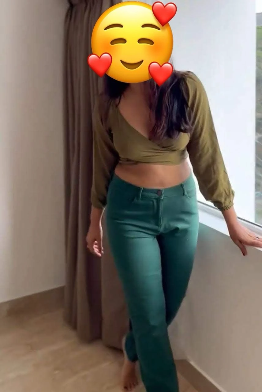 Anushree high profile Kannadati – Indian escort in Bangalore — 2 / 6