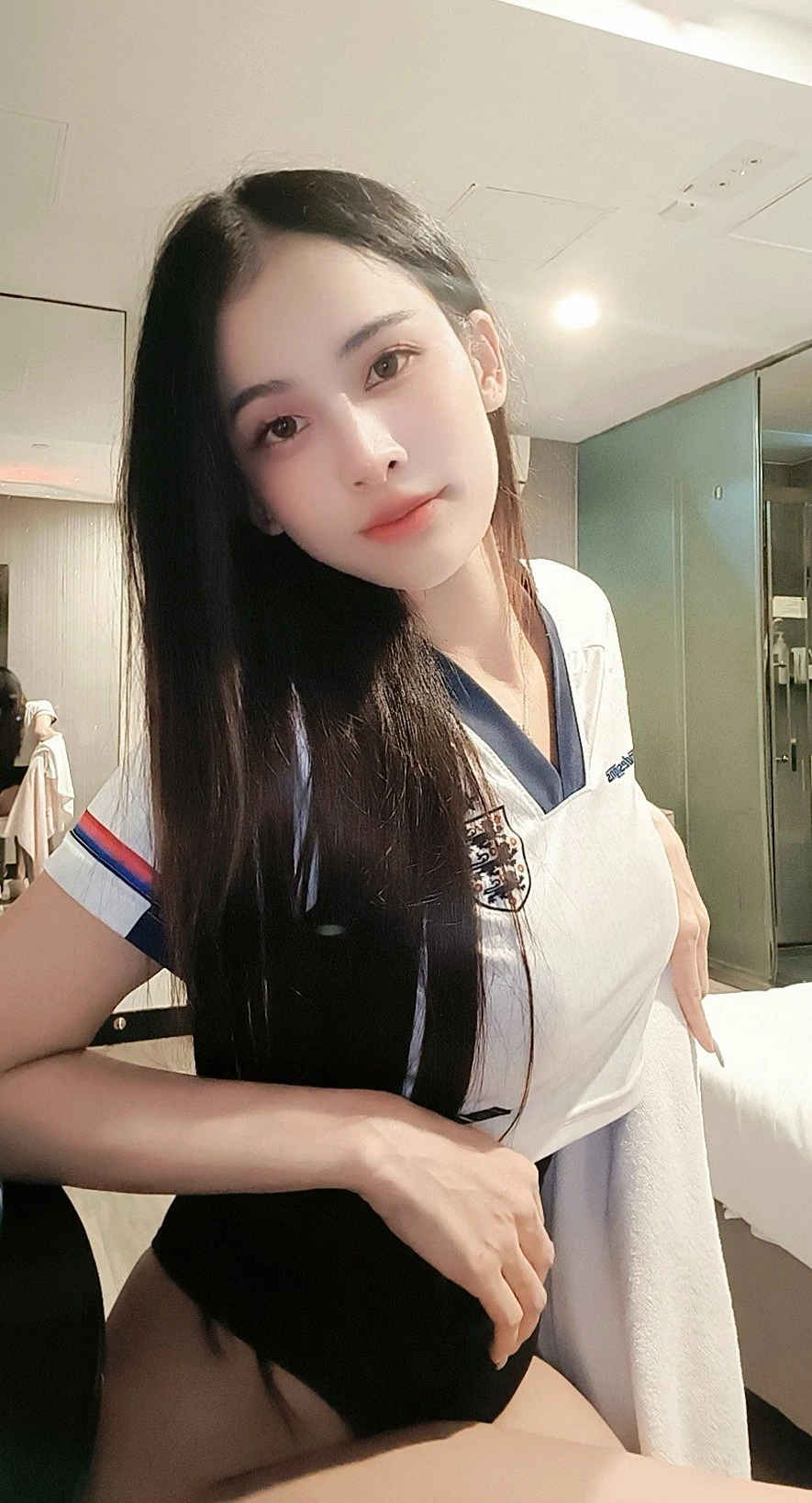 Lydia – Thai escort in Hong Kong — 5 / 6