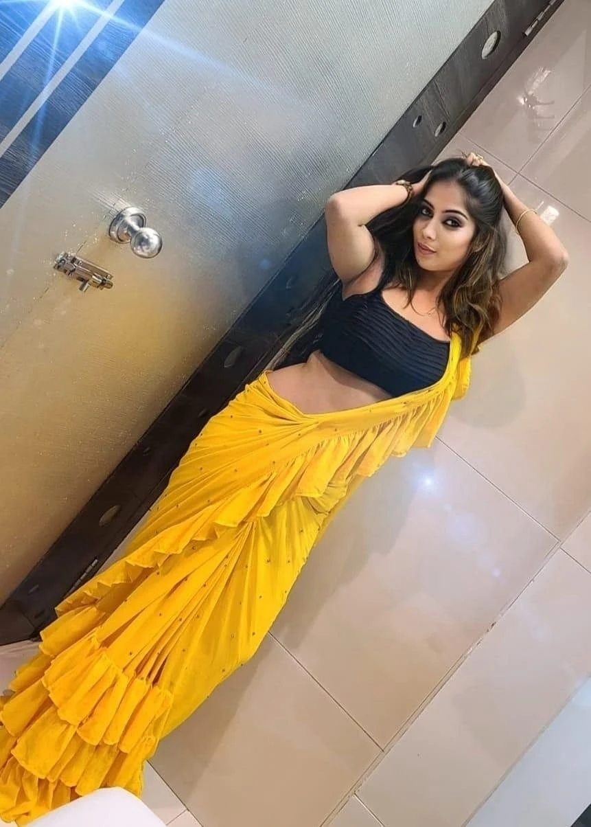 Divyanshi Best Incall Outcall Service, E – Indian escort in Chennai — 2 / 7
