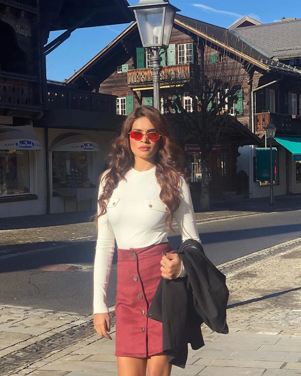 Sneha Ojha – Indian escort in Bangalore — 4 / 6