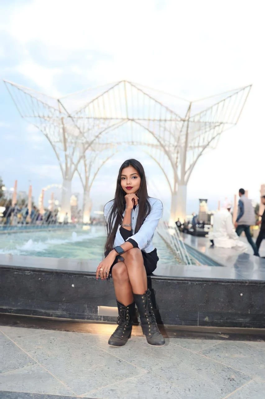 ELECTRIC CITY AVAILABLE OUTCALL – Indian escort in Bangalore — 3 / 5