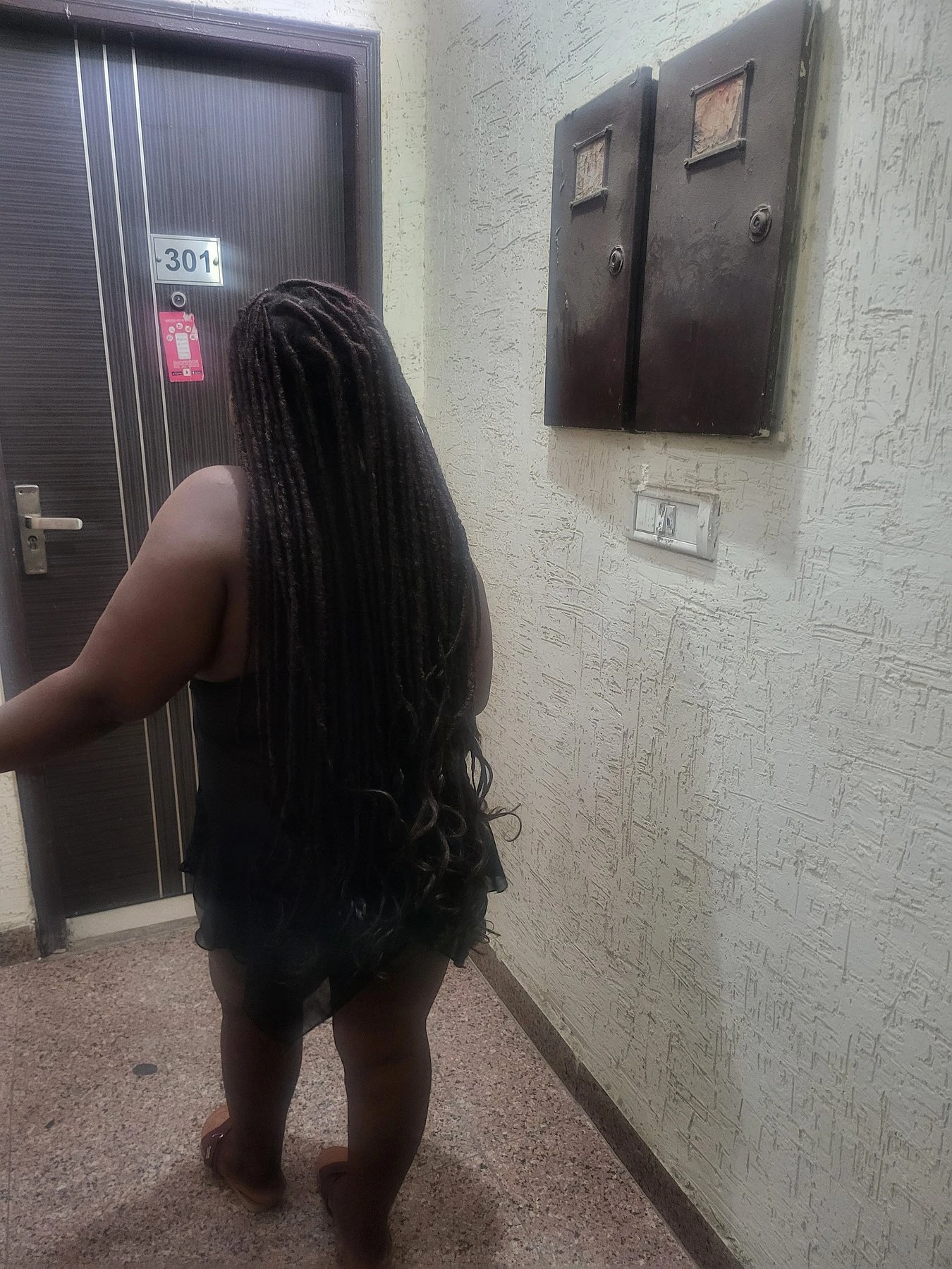 Vivi – Zambian escort in Gurgaon — 2 / 3